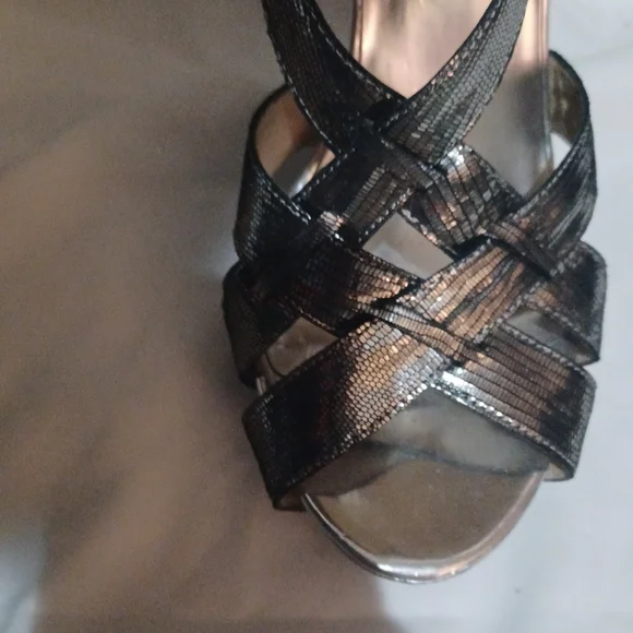 Michael Kors heals - Picture 4 of 4